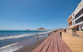 alquilaencanarias El Medano, Cabezo beach&parking
